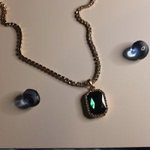 Women's Emerald Green Necklace Golden Chain